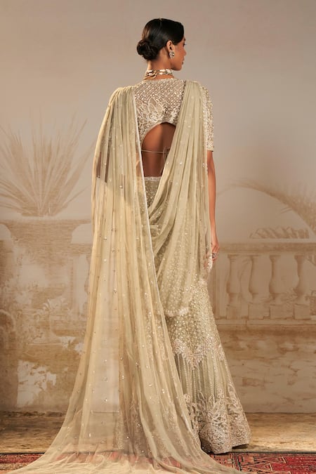 Ridhi Mehra Sitara Pre-Draped Embellished Saree Set 