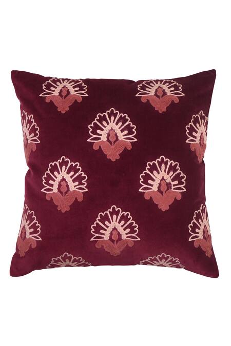 Buy_Ode & Cloe_Peach Cotton Print, Embroidery Dixy And Flower 5 Pcs Cushion Covers_Online_at_Aza_Fashions