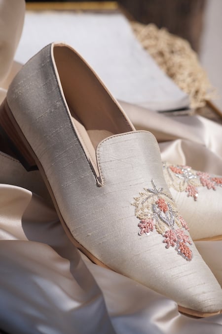 Shop_Shradha Hedau Footwear Couture_Beige Embroidered Fergus Butti Moccasins  _at_Aza_Fashions