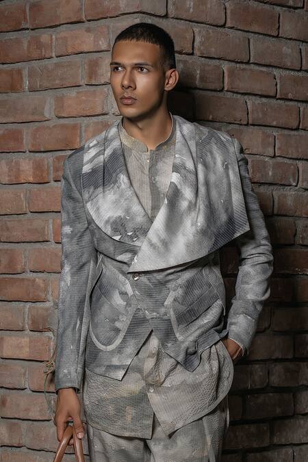 Buy Balance By Rohit Bal Gray Silk Grey Abstract Print Jacket Online at Aza Fashions Buy_Balance By Rohit Bal_Gray Silk Grey Abstract Print Jacket _Online_at_Aza_Fashions