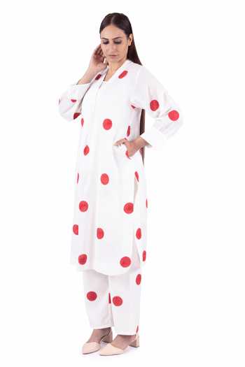 Buy_Khat_White Handloom , V-neck Polka Print Kurta And Pant Co-ord Set _Online_at_Aza_Fashions