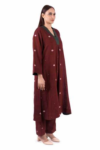 Khat_Red Handloom , Embroidery Floral Woven Kurta And Pant Co-ord Set _at_Aza_Fashions