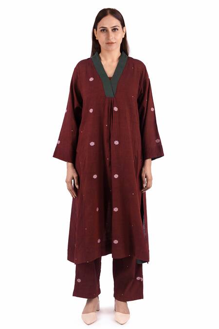 Shop_Khat_Red , Handloom Embroidery Floral Woven Pattern Kurta Pant Set 