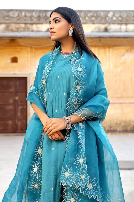 Buy_ASRUMO_Green Chanderi, Organza, Cotton Mirrors, Zari Round Pintucked Kurta Pant Set _Online_at_Aza_Fashions