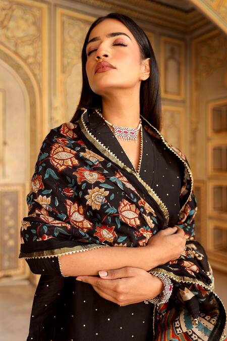 ASRUMO_Black Chanderi, Cotton Mirrors, Embroidery V-neck Mukaish Work Kurta Set_at_Aza_Fashions