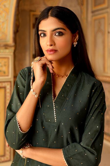 Shop_ASRUMO_Green Chanderi, Cotton Mirrors, Embroidery V-neck Kurta Set_Online_at_Aza_Fashions