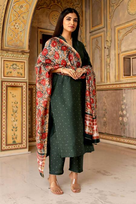 Buy_ASRUMO_Green Chanderi, Cotton Mirrors, Embroidery V-neck Kurta Set
