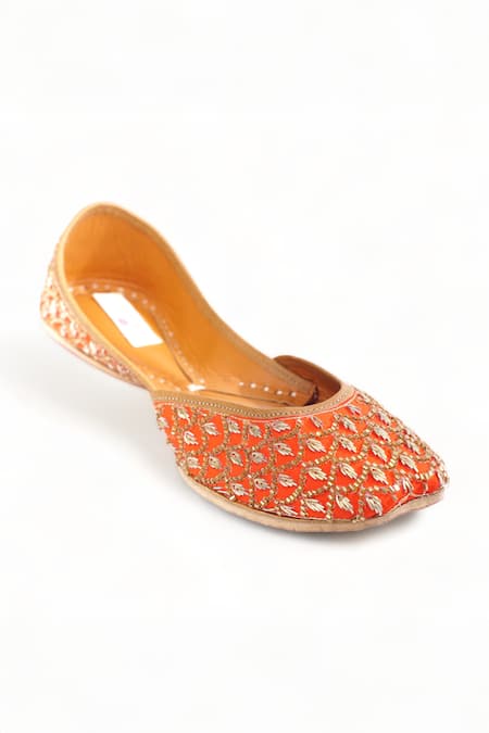 Doriaana Orange Crystal Mandarin Embellished Juttis 