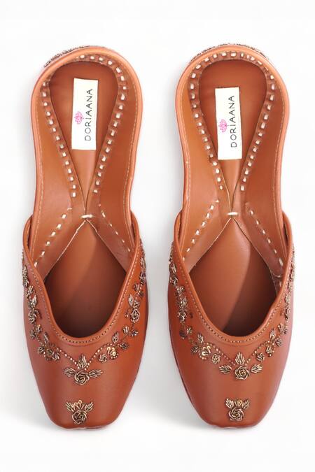 Shop Doriaana Brown Royale Rose Embroidered Juttis at Aza Fashions Shop_Doriaana_Brown Royale Rose Embroidered Juttis _at_Aza_Fashions