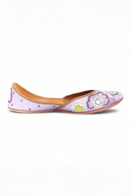 Buy_Doriaana_Purple Sequin Feroza And Mirror Embroidered Juttis _Online_at_Aza_Fashions