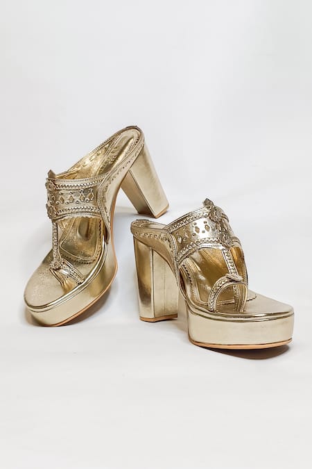 THE ALTER Metallic Cutwork Kolhapuri Block Heels 