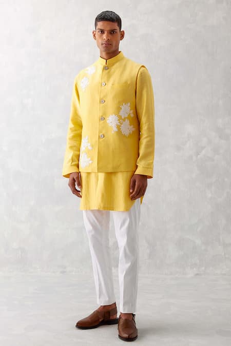 Devnaagri Floral Bloom Embroidered Bundi Set 