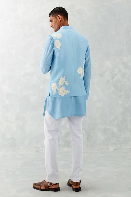 Devnaagri Flower Bloom Embroidered Bundi Set 