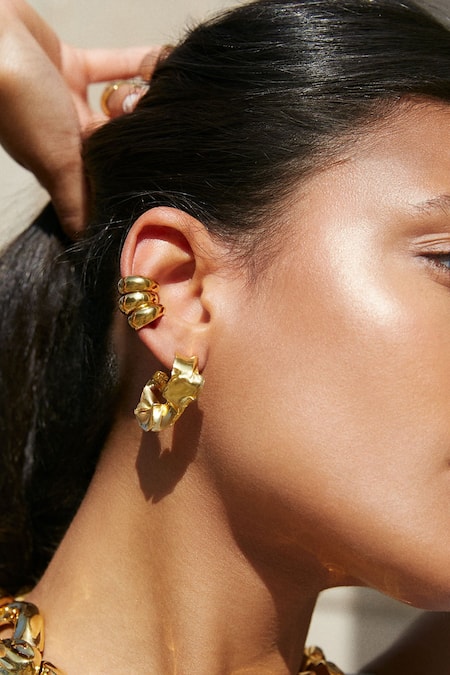 Misho_Gold Plated Textured Mini Flow Hoop Earrings _Online_at_Aza_Fashions