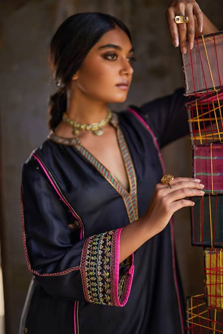 Rajiramniq Black Twill Silk Embroidery Dori Nadira Floral Panelled Kurta And Palazzo Set Online at Aza Fashions Rajiramniq_Black Twill Silk Embroidery Dori Nadira Floral Panelled Kurta And Palazzo Set _Online_at_Aza_Fashions
