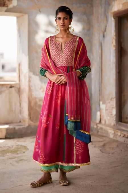 Rajiramniq Magenta Silk Printed Floral Notched Nadira Anarkali Palazzo Set 