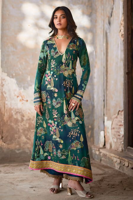 Rajiramniq Green Crepe Printed Nature V Neck Nadira Resham Work Kurta And Palazzo Set 