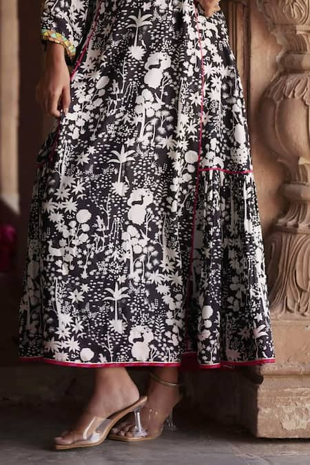 Shop_Rajiramniq_Black Crepe Tassels, Embroidery V-neck Forest Print Panelled Anarkali _Online_at_Aza_Fashions