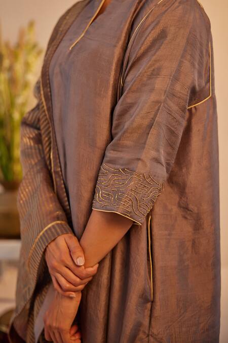 Shorshe Clothing Grey Silk, Tissue Lace, Zari Split V-neck Embroidered Sleeve Kurta And Pant Set at Aza Fashions Shorshe Clothing_Grey Silk, Tissue Lace, Zari Split V-neck Embroidered Sleeve Kurta And Pant Set_at_Aza_Fashions