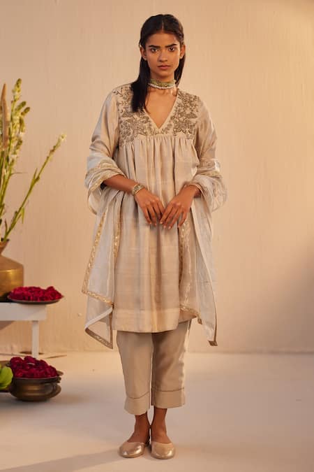 Shorshe Clothing Ivory Organza Tissue Embroidered Sequin Zari Border Dupatta 