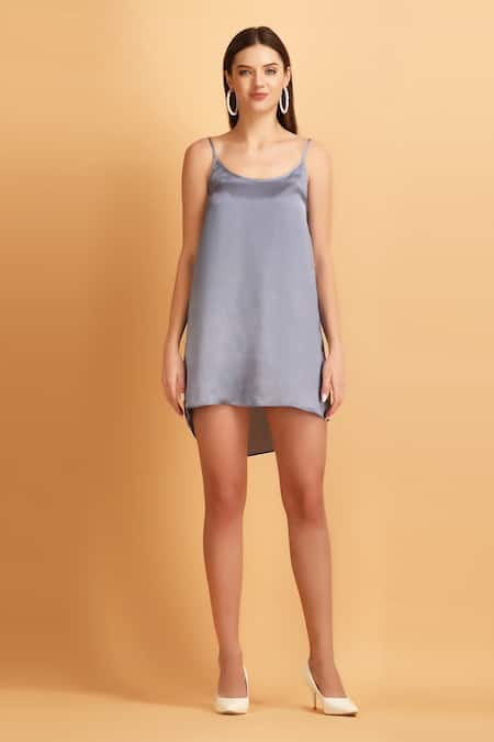 Label Ivish_Brown Chiffon, Muslin Embroidery V-neck Swerve Print Kaftan With Inner Slip _at_Aza_Fashions