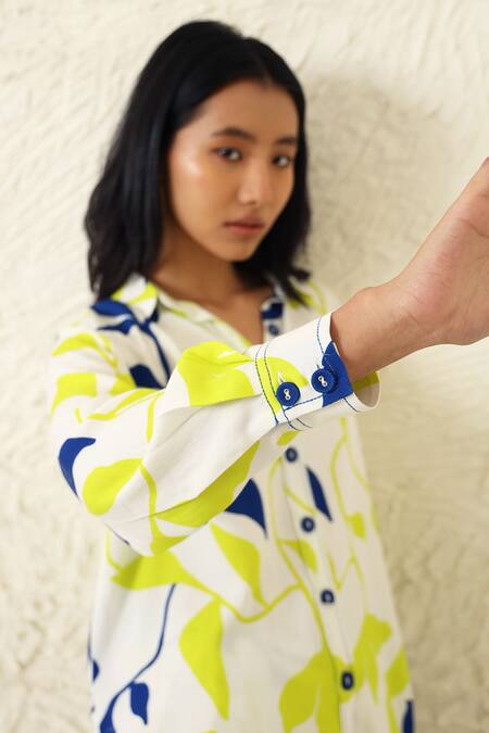 Buy Kanelle Green Tencel Collared Parker Leaf Print Shirt And Trouser Set Online at Aza Fashions Buy_Kanelle_Green Tencel Collared Parker Leaf Print Shirt And Trouser Set_Online_at_Aza_Fashions