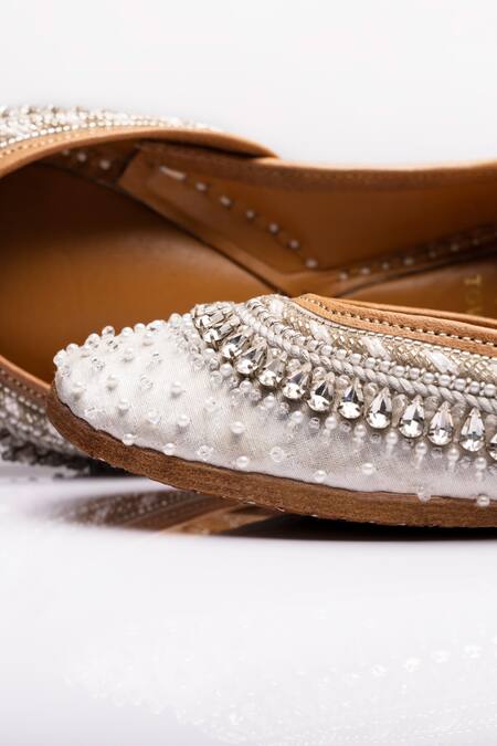 Shop The Golden Wasp White Moonshine Embellished Juttis Shop_The Golden Wasp_White Moonshine Embellished Juttis