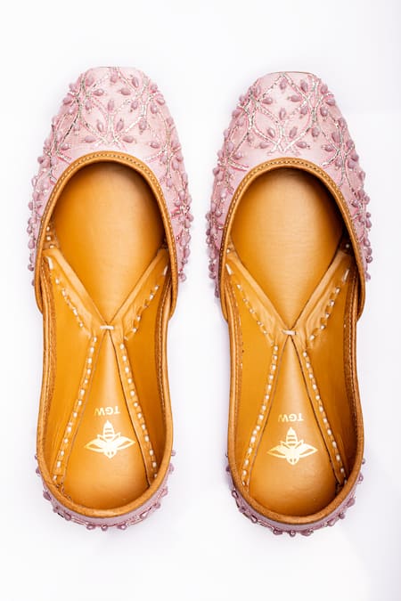 The Golden Wasp Briolette Mystery Embellished Juttis 
