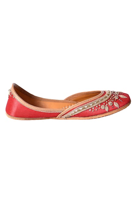 Shop The Golden Wasp Red Zari Myra Embellished Juttis Online at Aza Fashions Shop_The Golden Wasp_Red Zari Myra Embellished Juttis _Online_at_Aza_Fashions