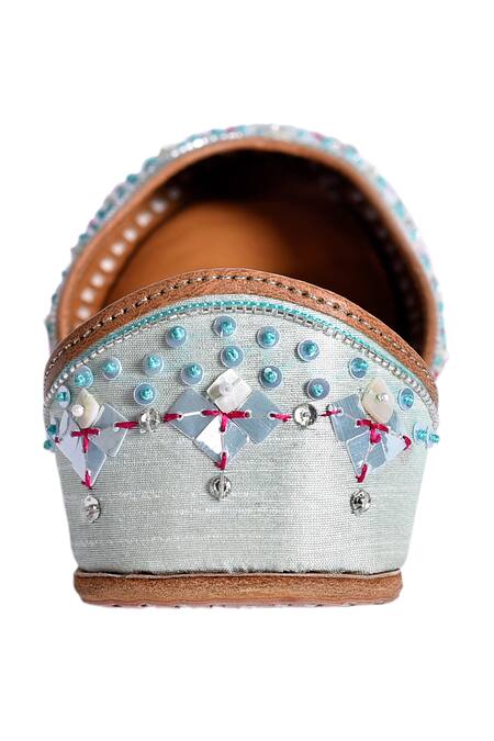 Buy_The Golden Wasp_Green Shells Olivine Embellished Juttis _Online_at_Aza_Fashions