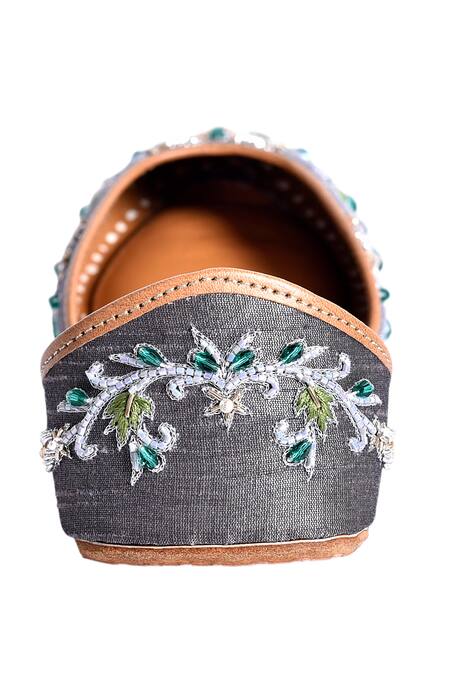 Buy_The Golden Wasp_Grey Thread Nigar Embroidered Juttis _Online_at_Aza_Fashions