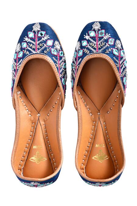 The Golden Wasp_Blue Mirror Mahru Embroidered Juttis _Online_at_Aza_Fashions