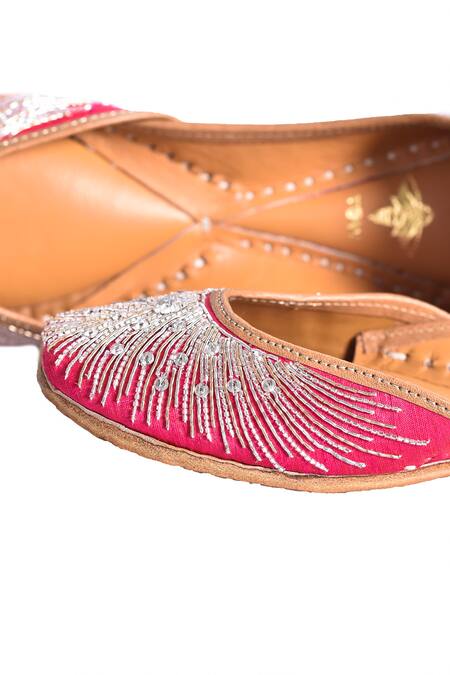 The Golden Wasp_Magenta Cutdana Blush Crush Embellished Juttis _at_Aza_Fashions