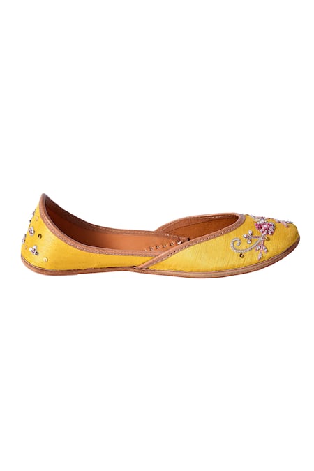 The Golden Wasp_Yellow Cutdana Sandali Embellished Juttis _at_Aza_Fashions