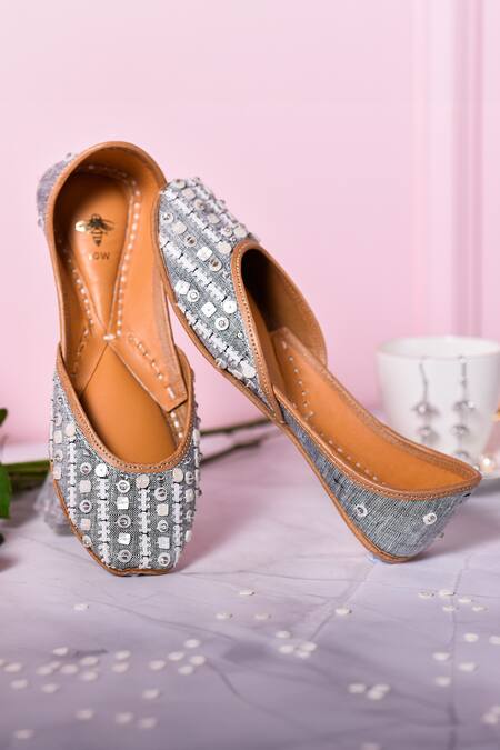 The Golden Wasp Dusk Embellished Juttis 