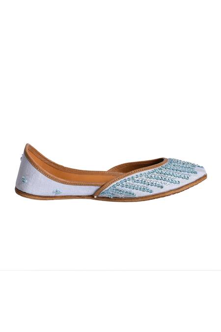 Buy_The Golden Wasp_Blue Crystals Symphony Embellished Juttis _Online_at_Aza_Fashions