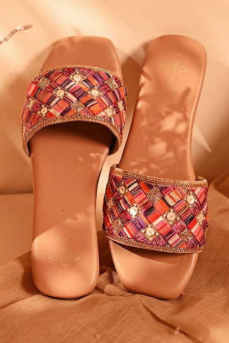 The Golden Wasp Cosmopoliton Embellished Slides 