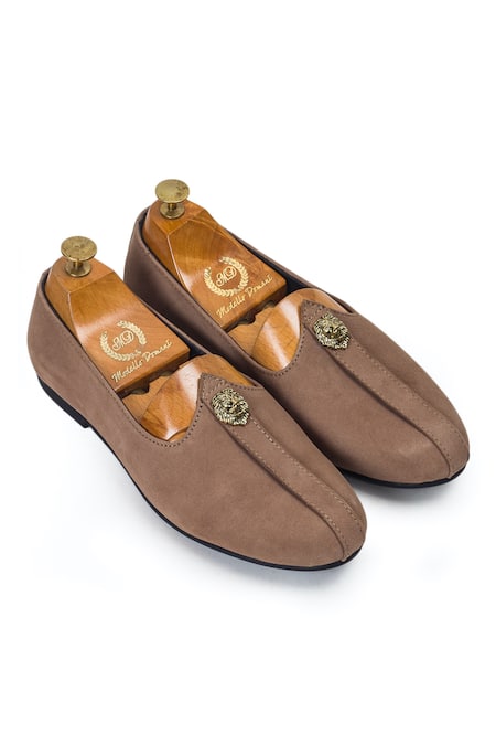 Domani Brown Embellished Pasha Lion Juttis 