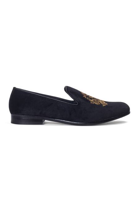 Domani Black Embroidered Emperor Bee Slipons Online at Aza Fashions Domani_Black Embroidered Emperor Bee Slipons _Online_at_Aza_Fashions
