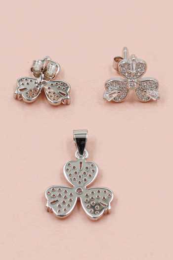 Sangeeta Boochra Dazzling Dreams Clover Pendant Set 