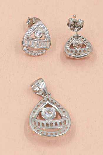 Sangeeta Boochra Tear Drop Embellished Pendant Set 