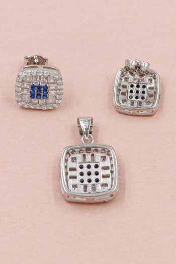 Sangeeta Boochra Starry Affair Square Pendant Set 