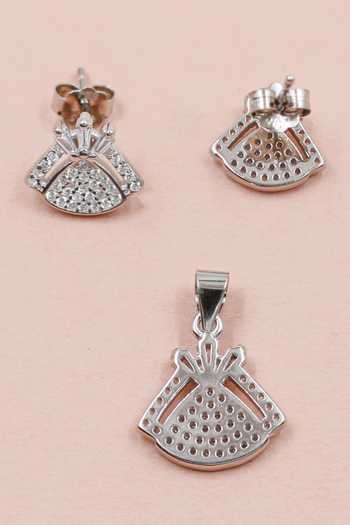 Sangeeta Boochra Radiant Reflection Vintage Pendant Set 