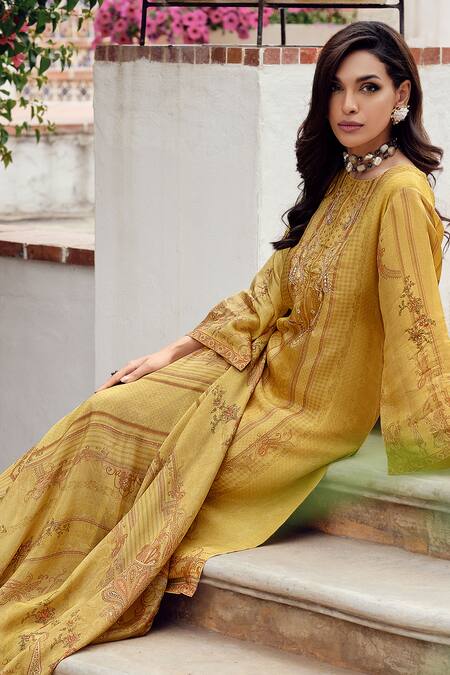 Shop Label Varsha Yellow Viscose, Organza Sequins Round Neck Persian Print And Embroidered Kurta Set at Aza Fashions Shop_Label Varsha_Yellow Viscose, Organza Sequins Round Neck Persian Print And Embroidered Kurta Set_at_Aza_Fashions