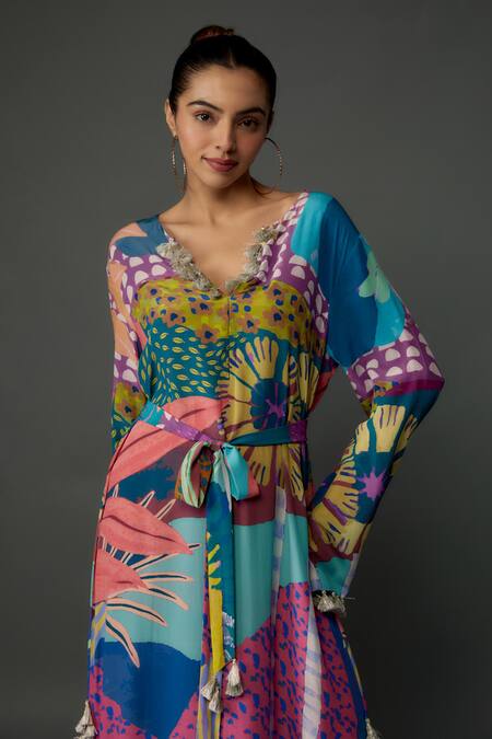 PS Pret By Payal Singhal Purple Crepe Printed Tropical V Neck Long Kaftan Online at Aza Fashions PS Pret By Payal Singhal_Purple Crepe Printed Tropical V Neck Long Kaftan_Online_at_Aza_Fashions