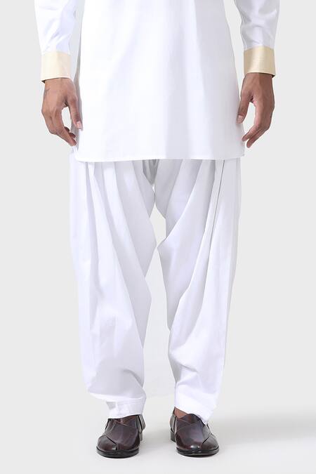 Raghavendra Rathore Jodhpur_White Cotton Elegant Excellence Bespoke Pathani Kurta Set _Online_at_Aza_Fashions
