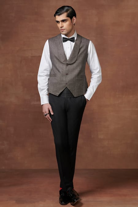 Raghavendra Rathore Jodhpur_Grey Wool Serenade V-shaped Dinner Waistcoat _Online_at_Aza_Fashions