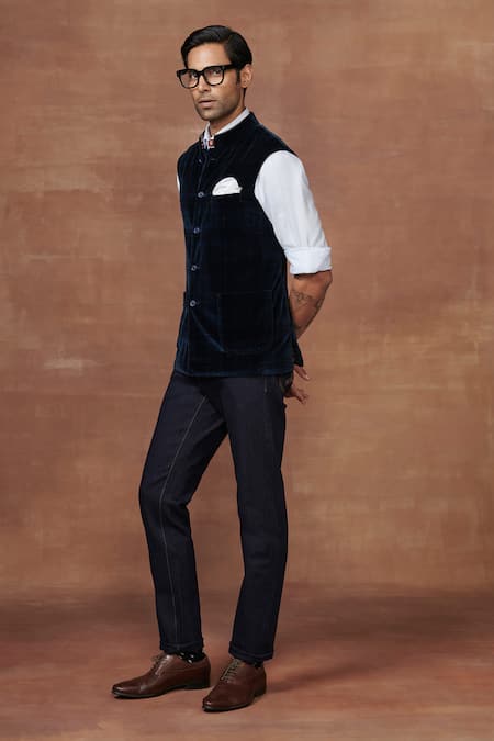 Raghavendra Rathore Jodhpur_Blue Velvet Epitome Of Elegance A Regal Waistcoat _at_Aza_Fashions