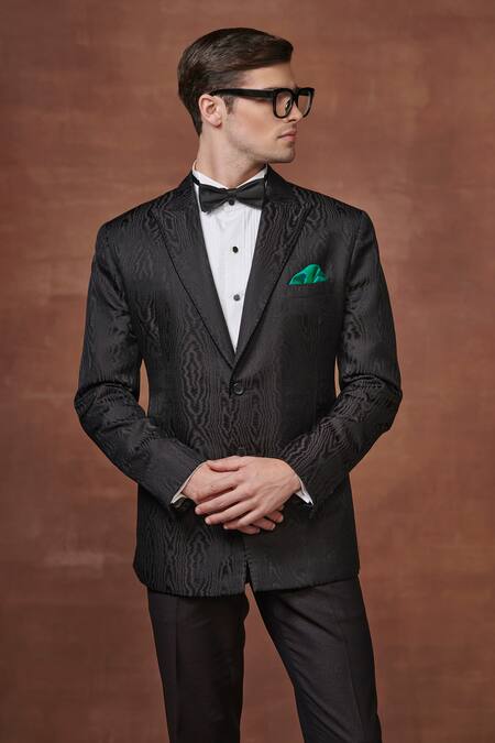 Raghavendra Rathore Jodhpur Black Wool Opulent Abstract Pattern Tuxedo Jacket Online at Aza Fashions Raghavendra Rathore Jodhpur_Black Wool Opulent Abstract Pattern Tuxedo Jacket _Online_at_Aza_Fashions