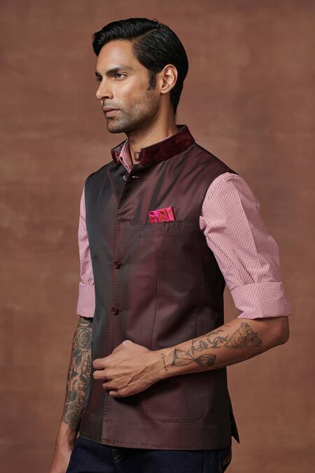Buy Raghavendra Rathore Jodhpur Maroon Wool Bordeaux Dual Toned Waistcoat Online at Aza Fashions Buy_Raghavendra Rathore Jodhpur_Maroon Wool Bordeaux Dual Toned Waistcoat _Online_at_Aza_Fashions